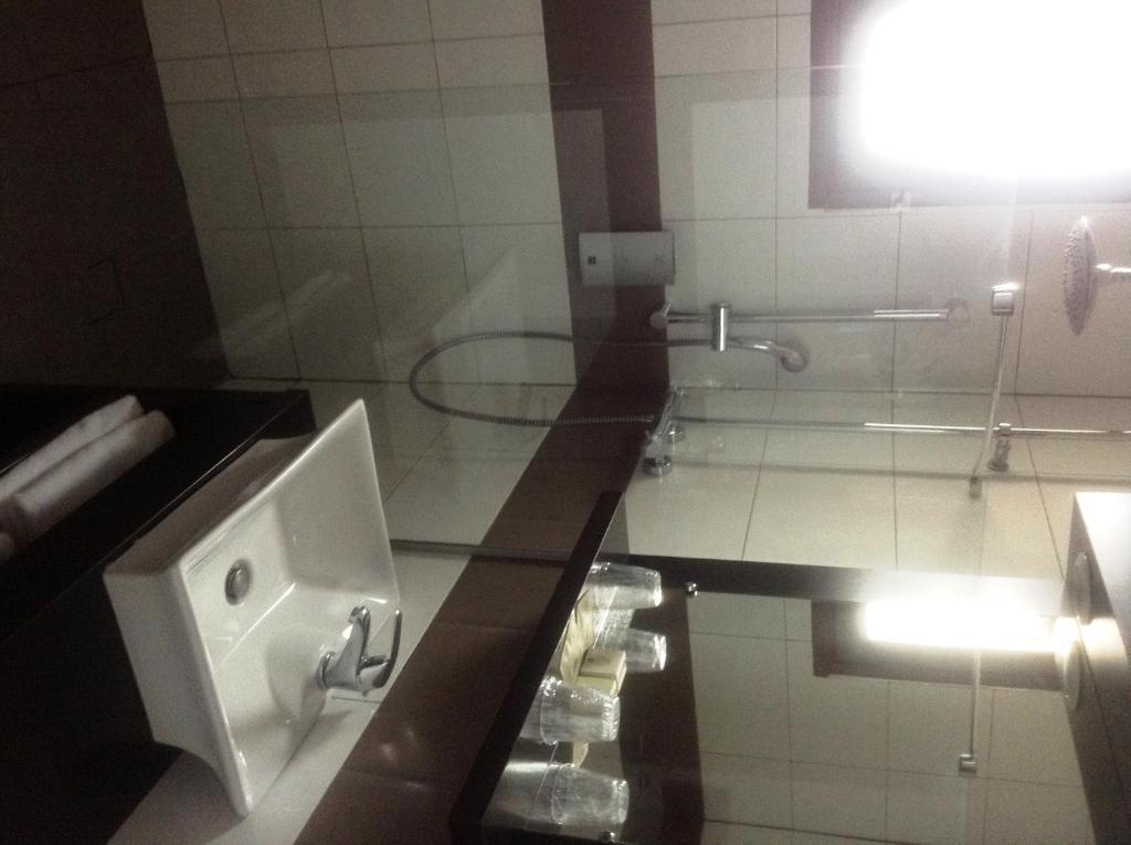 Logis Le Pont De Champ Hotel Beaucroissant Kamer foto